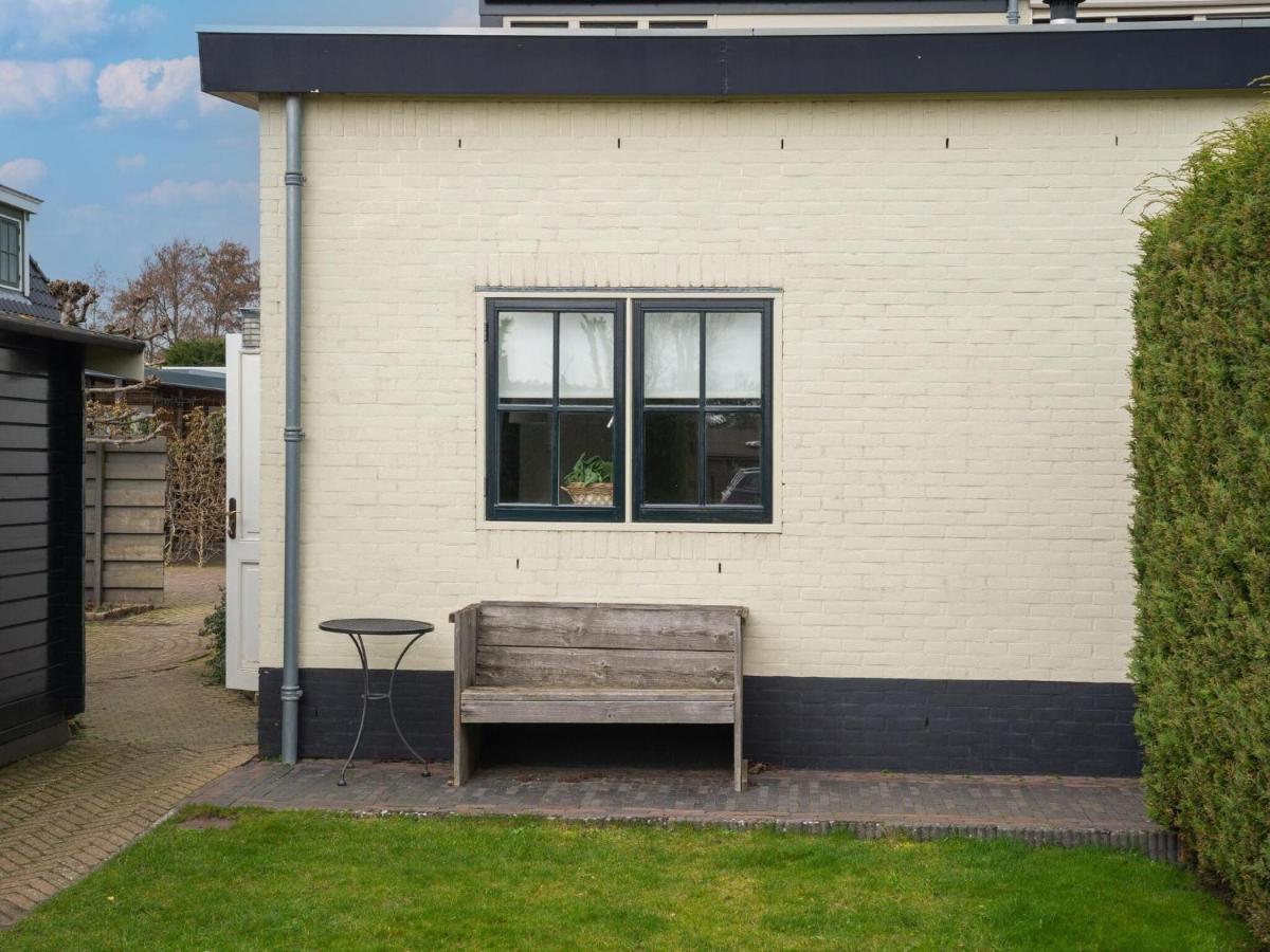 Quaint Summer Holiday Home In Egmond Binnen エクステリア 写真