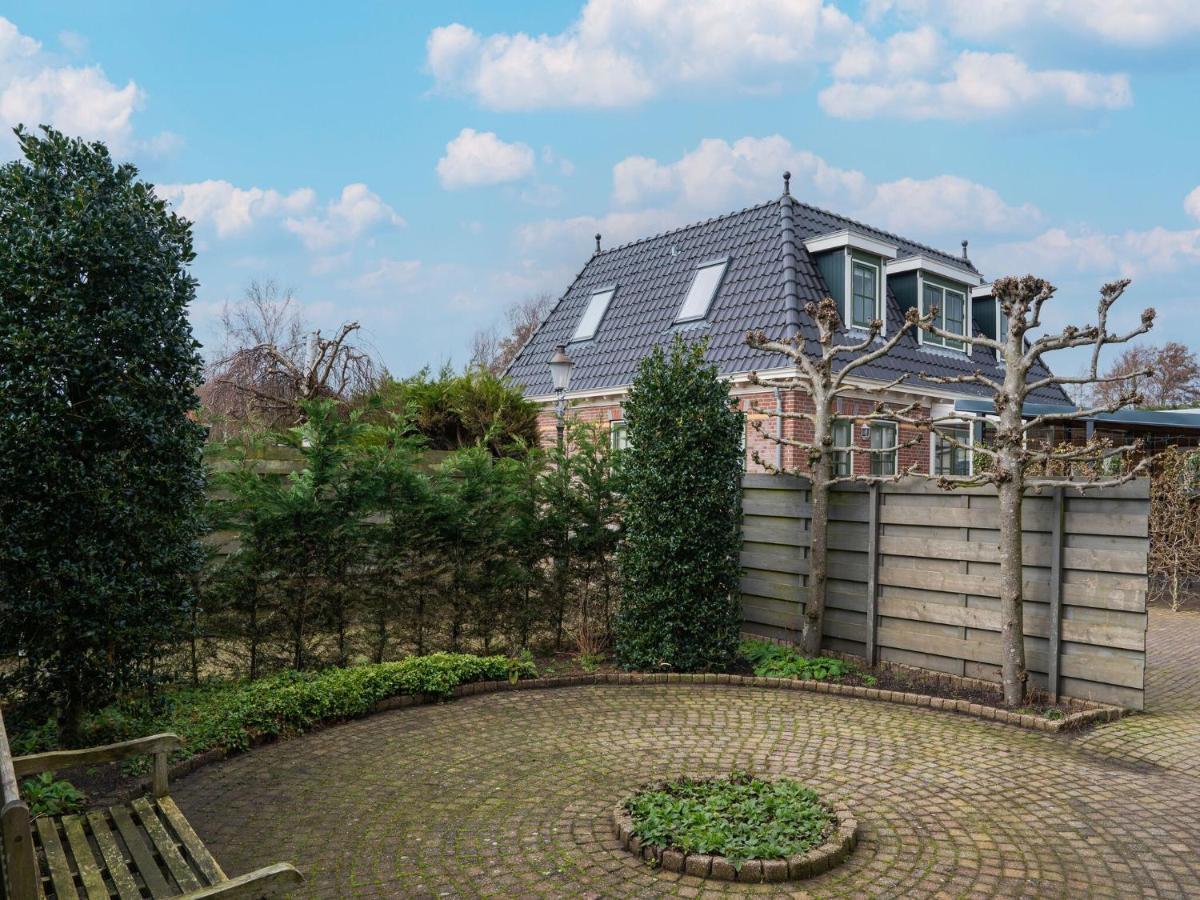 Quaint Summer Holiday Home In Egmond Binnen エクステリア 写真