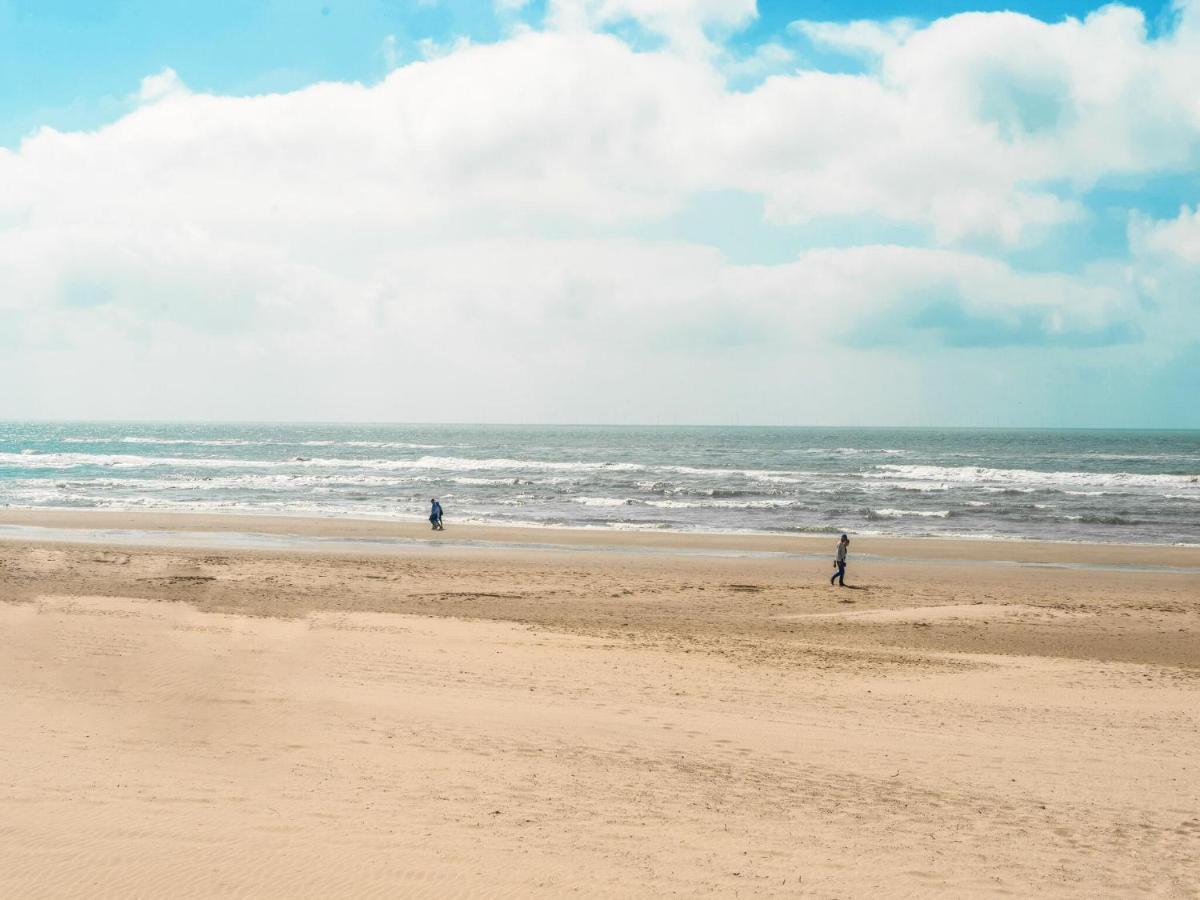 Quaint Summer Holiday Home In Egmond Binnen エクステリア 写真